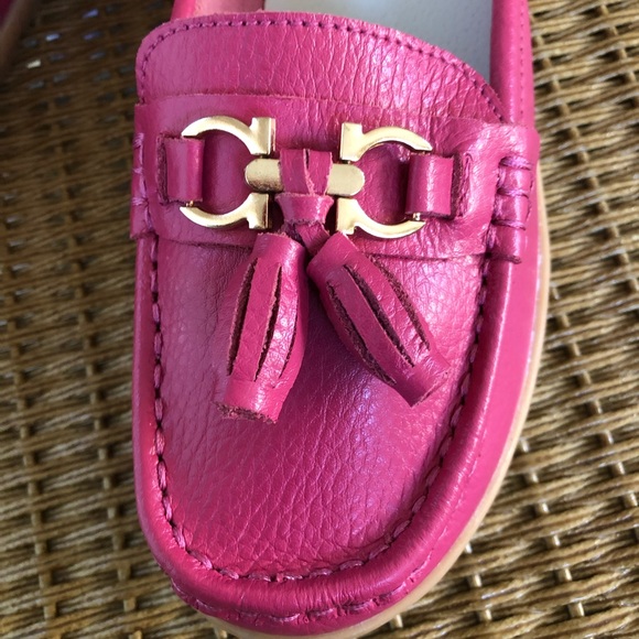 🌸 Hot Pink Leather Loafer Slide 🌸 - Picture 3 of 14